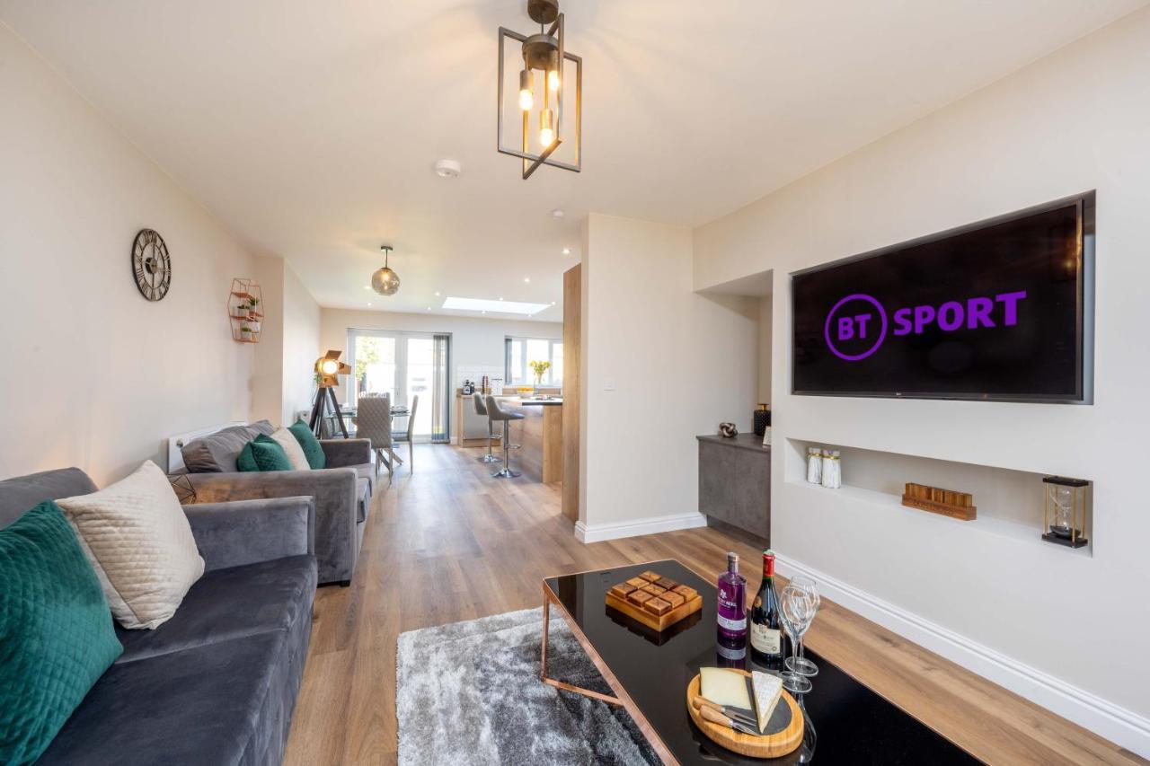 The Oaklands - Luxury Spacious 6-Bed, Near Solihull, Birmingham City, Jlr, Nec, Airport, Resorts World, Hs2 Экстерьер фото