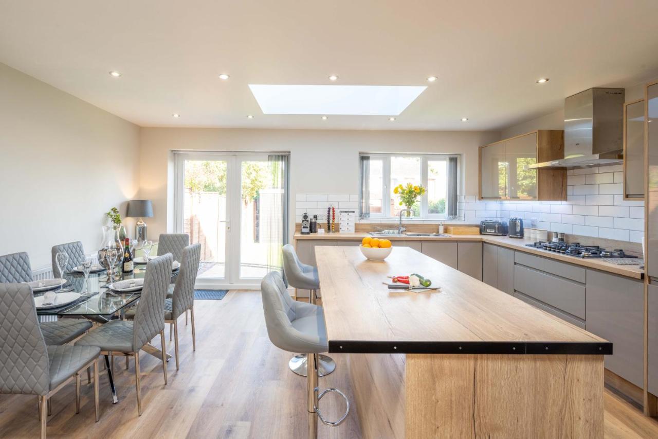 The Oaklands - Luxury Spacious 6-Bed, Near Solihull, Birmingham City, Jlr, Nec, Airport, Resorts World, Hs2 Экстерьер фото