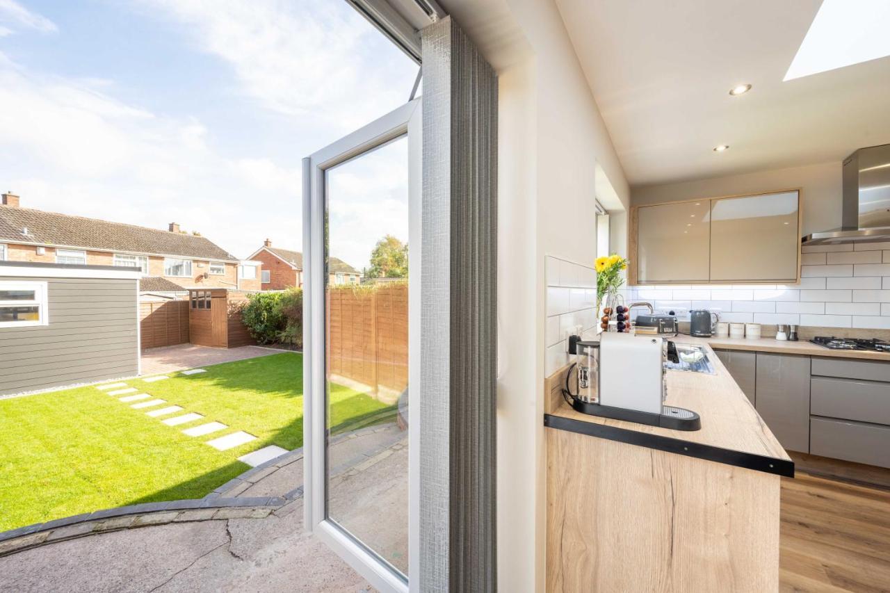 The Oaklands - Luxury Spacious 6-Bed, Near Solihull, Birmingham City, Jlr, Nec, Airport, Resorts World, Hs2 Экстерьер фото