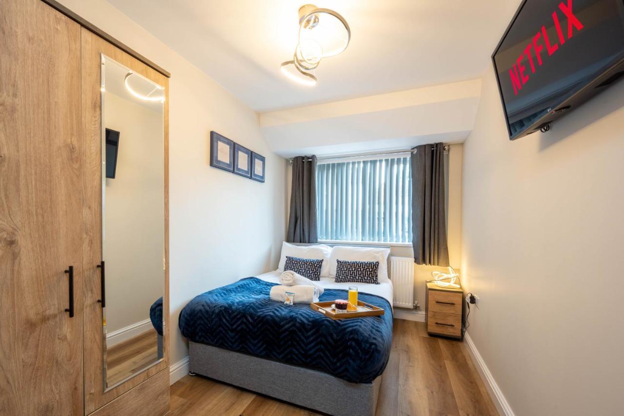 The Oaklands - Luxury Spacious 6-Bed, Near Solihull, Birmingham City, Jlr, Nec, Airport, Resorts World, Hs2 Экстерьер фото